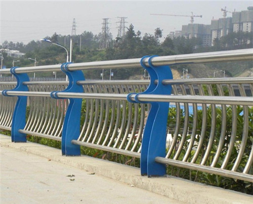 廠家批發(fā)河道防撞欄桿