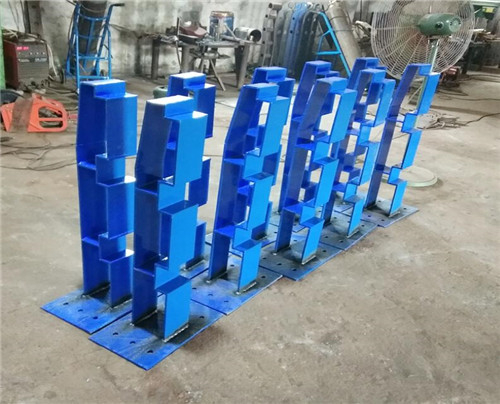 防撞護(hù)欄立柱