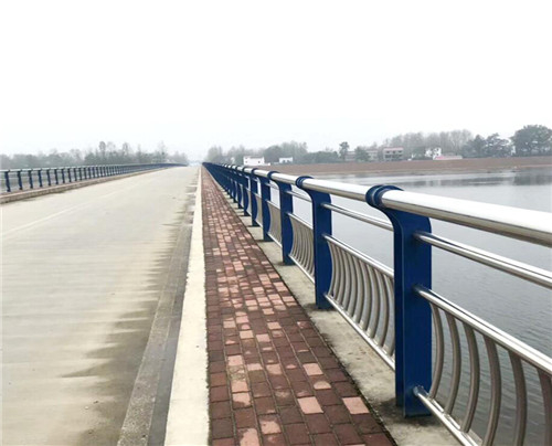 景觀不銹鋼護(hù)欄現(xiàn)貨